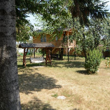Casa Humulesti, Fii Vecinul Lui Ion Creanga Villa Targu Neamt Exterior photo