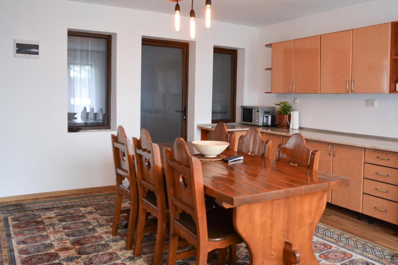 Casa Humulesti, Fii Vecinul Lui Ion Creanga Villa Targu Neamt Exterior photo