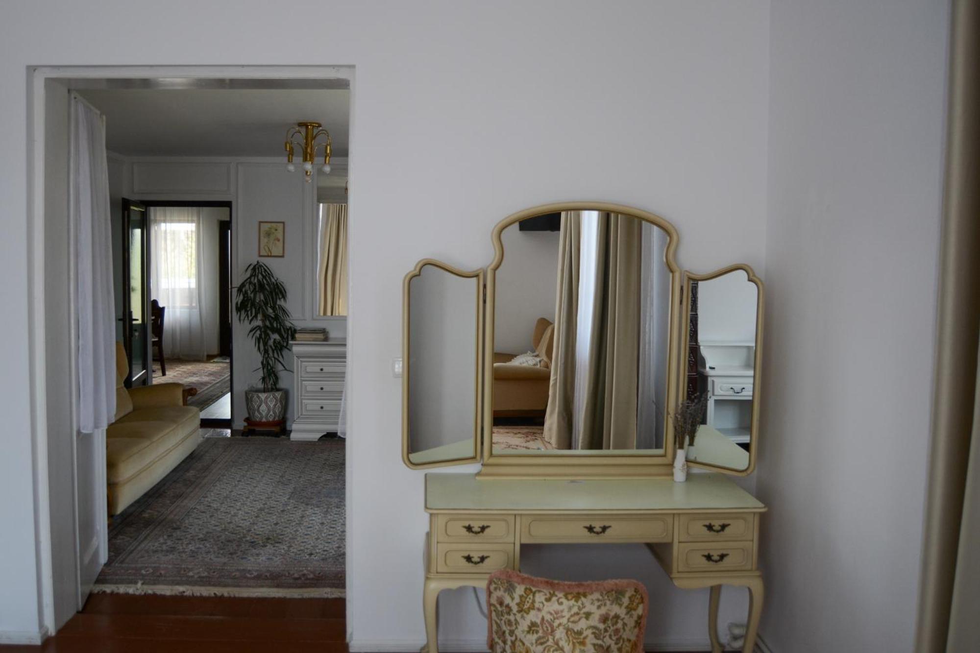 Casa Humulesti, Fii Vecinul Lui Ion Creanga Villa Targu Neamt Exterior photo